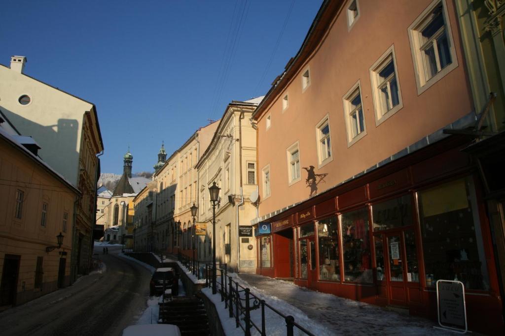 Apartman Na Zlatom Dvore Lägenhet Banská Štiavnica Exteriör bild